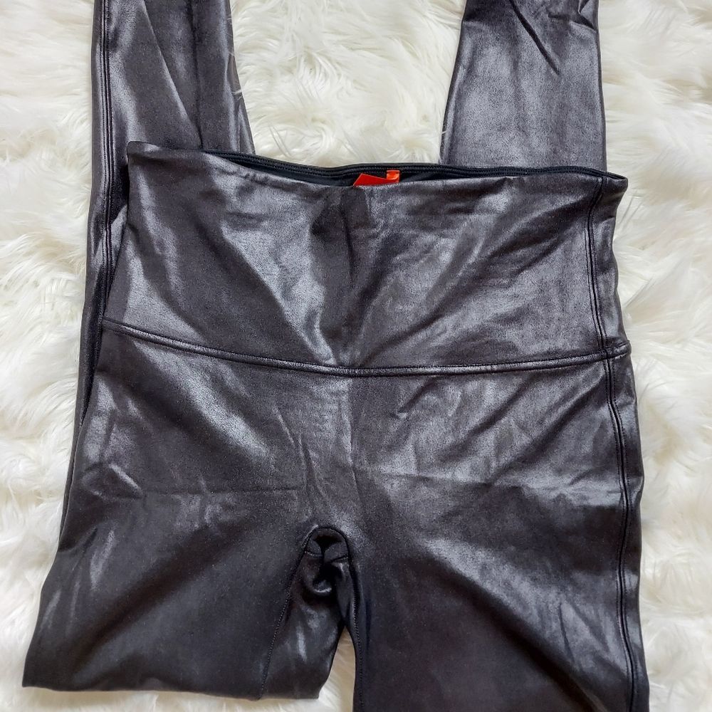 Spanx faux leather leggings - Picture 4 of 9